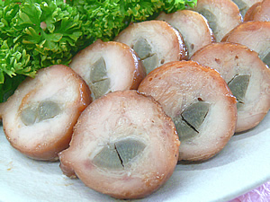 国産鶏肉巻々ロースト(ごぼう)